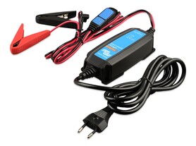 BLUE SMART IP65 CHARGER 12/15 + DC CONNECTOR - Thumbnail